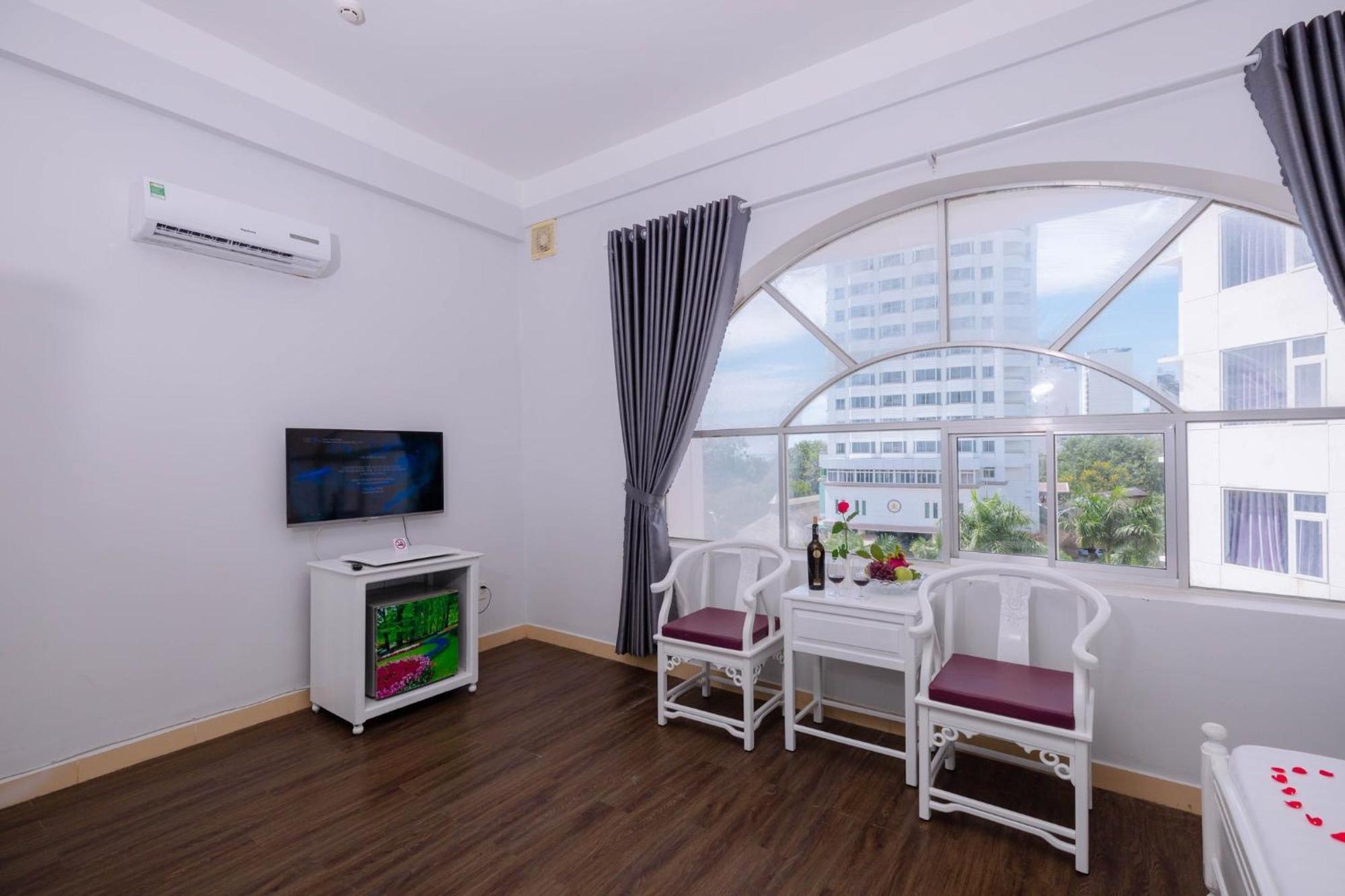 Cct Luxury Hotel Nha Trang Exterior photo